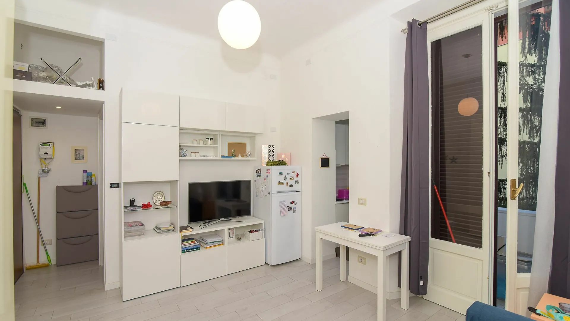 Monolocale Vallarsa Milan Italy